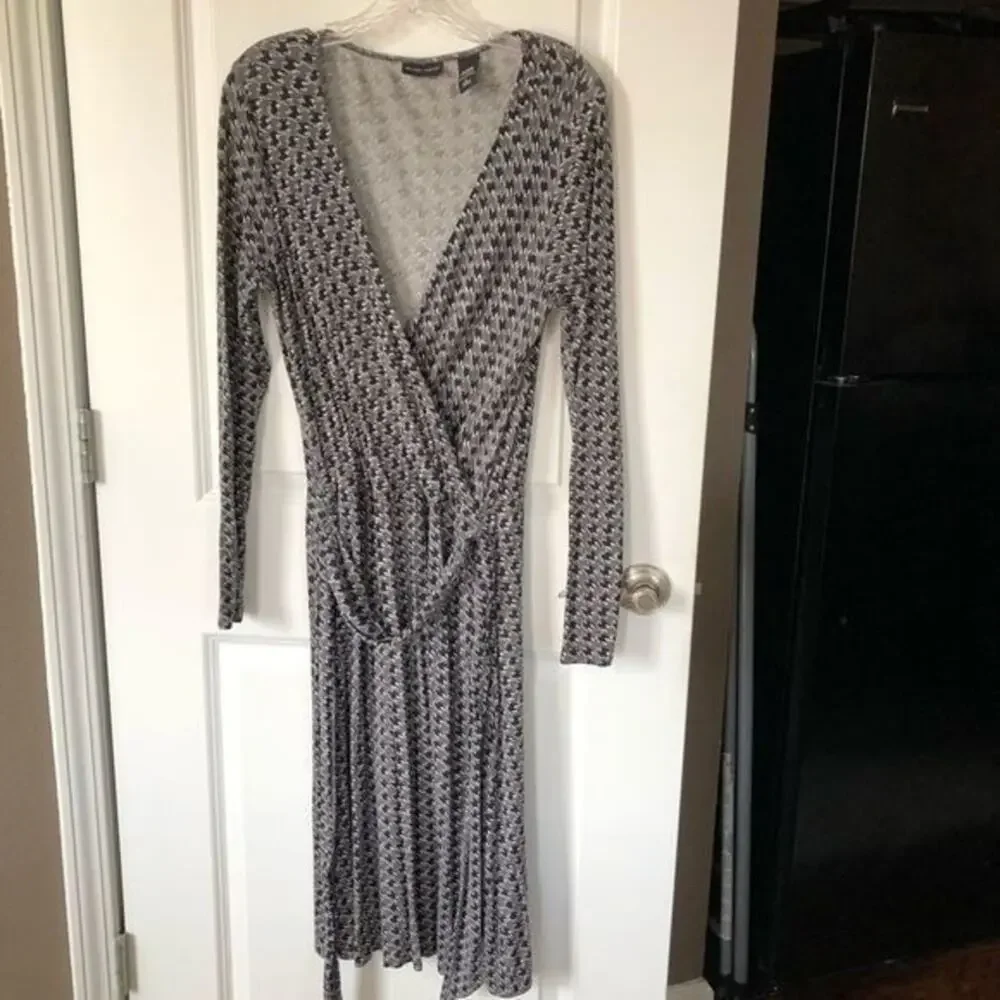 NEW YORK AND CO Midi Dress Womens L Black Gray Houndstooth Print Office Business - Picture 1 of 10